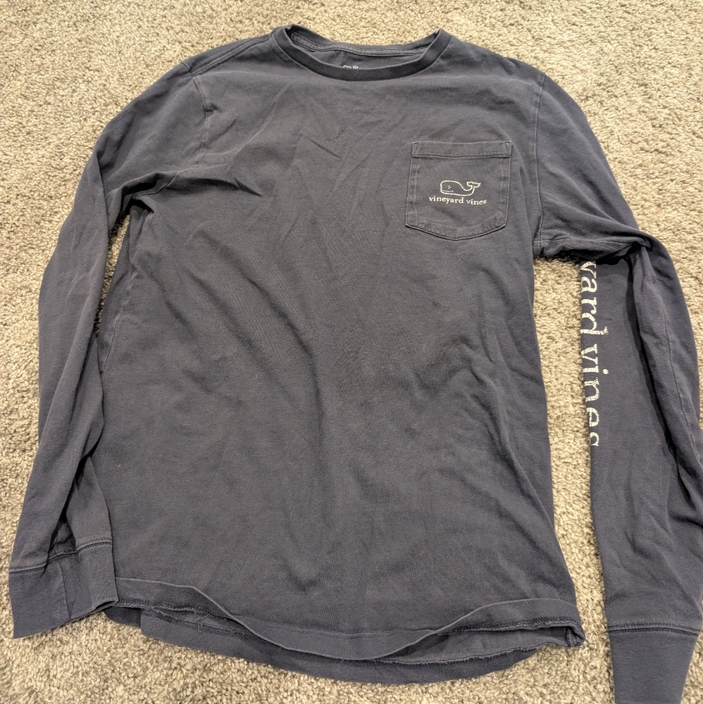 Vineyard Vines Kids Long Sleeve Pocket Tee – Navy Whale Logo (Size L 16)